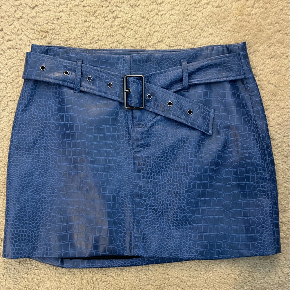 Blue leather snakeskin pattern skirt. Naked wardrobe